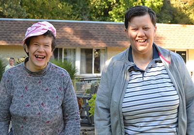 residents-outside2